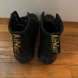 Doc Martens Women’s boots 9